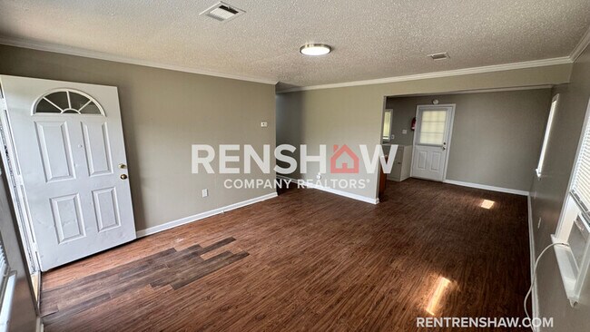 Building Photo - 158 Navy Dr