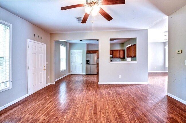 Building Photo - 1454 Persimmon Trce