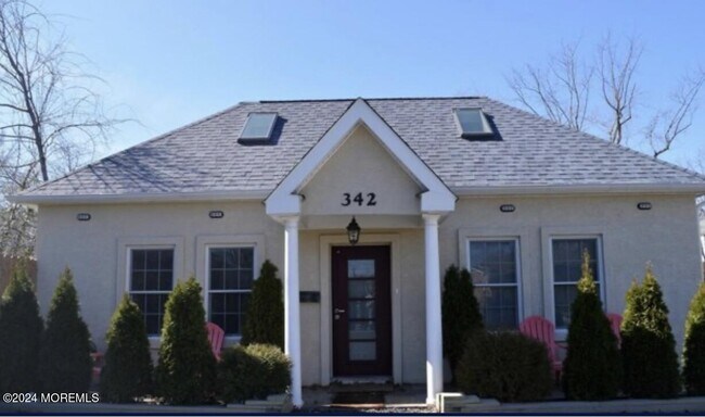Primary Photo - 342 Elberon Blvd