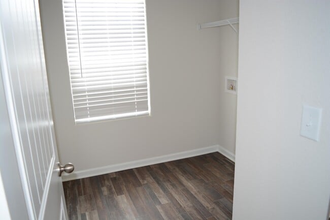 Building Photo - 258 Yorktown Ln