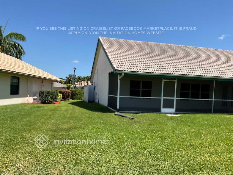 Building Photo - 7062 St Clair Ct