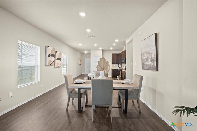 Building Photo - 2429 Marty Way