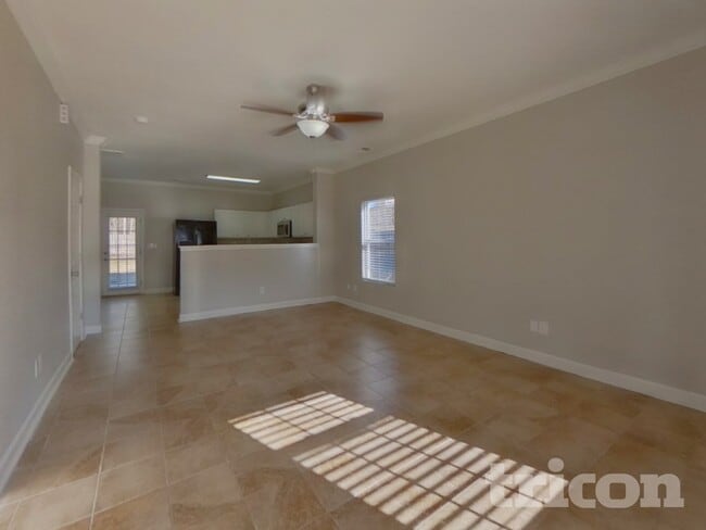 Building Photo - 8450 Ainsworth St