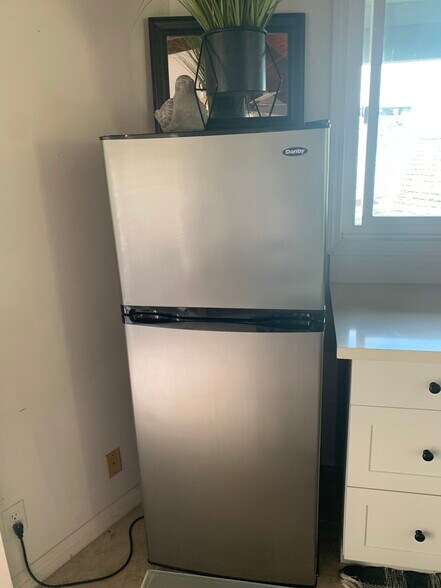 Building Photo - 1409 Auauki St