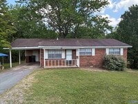Building Photo - 1802 Tunsel Rd SW