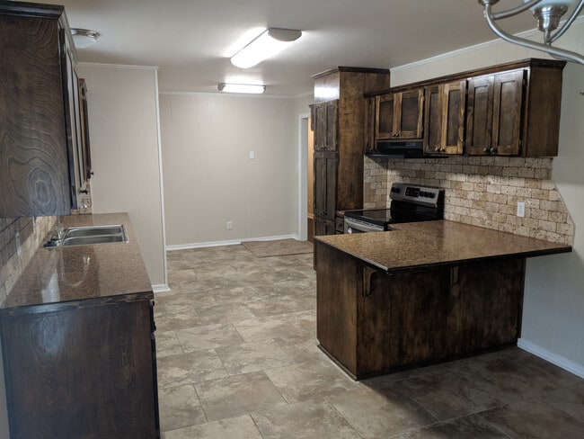 Building Photo - Your Next Home Here!