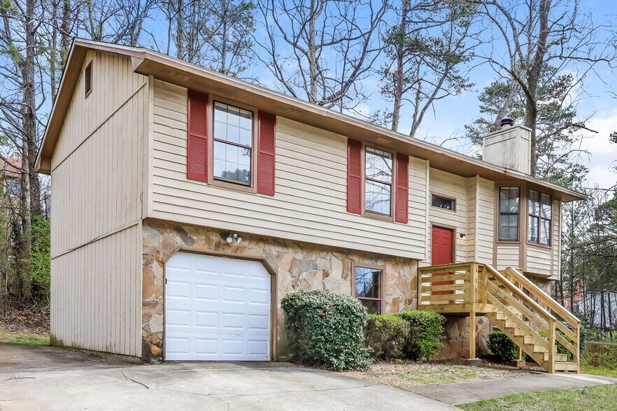 Building Photo - 5207 Great Meadows Rd