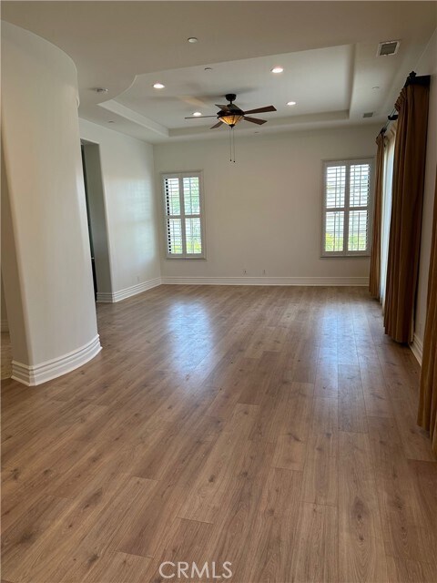 Building Photo - 25351 Mustang Dr