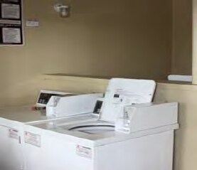 Laundry Room - Villa Hartnell