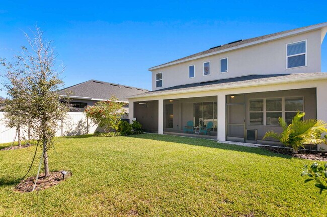 Building Photo - "Spacious 4-Bed, 4-Bath Retreat at 2612 Le...