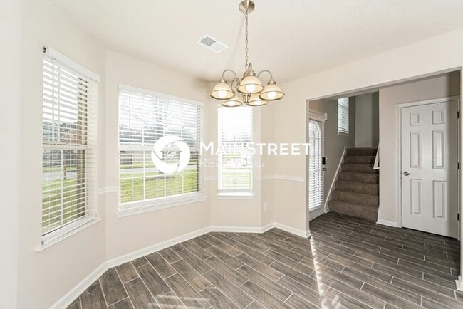 Building Photo - 4 Bedroom Pet-Friendly Home in Decatur, GA with Main Street Renewal