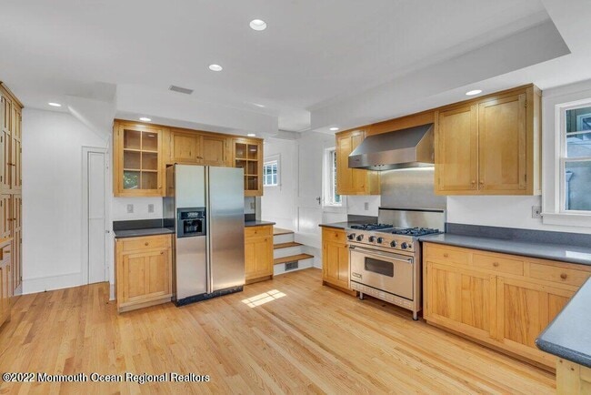 Building Photo - 508 Wildwood Rd