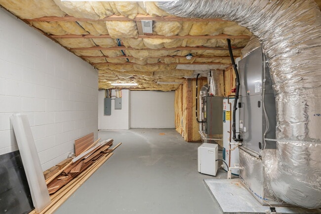 Building Photo - 104 Sunali Ln