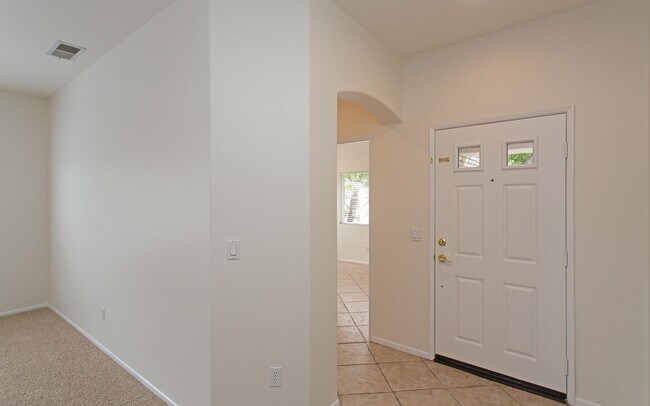 Building Photo - 2159 Island Shore Way