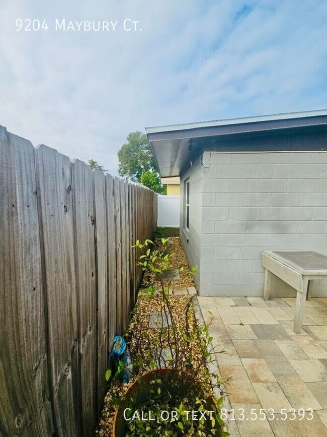 Building Photo - 9204 Maybury Ct