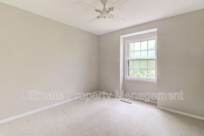Building Photo - 819 Seabury Ct