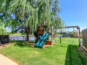 Building Photo - Stunning Home + North Rose Lake + Deer Creek Schools + 4 Bedrooms