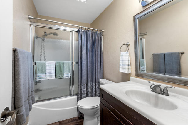 Building Photo - 1129 Glenbridge Cir