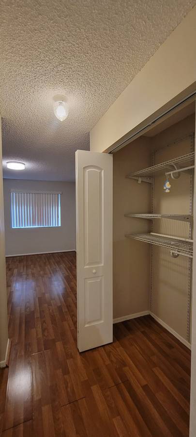 2 closets - 10450 SW 157th Ct