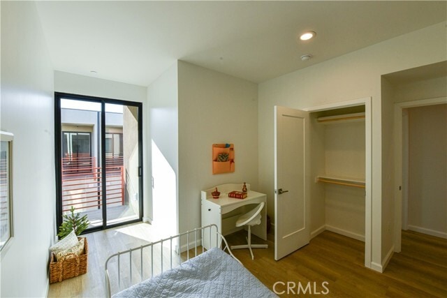 Building Photo - 15824 Villas Ln