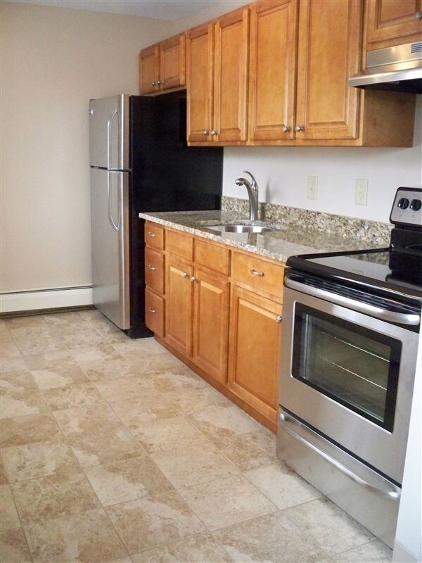Building Photo - 1 br, 1 bath Apartment - The Francis