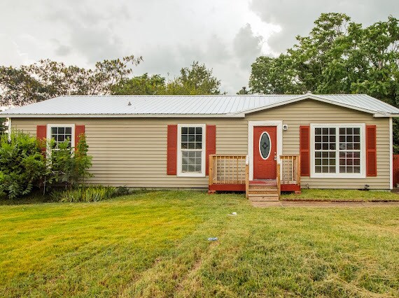 Primary Photo - 3008 Fairbanks Ave SW