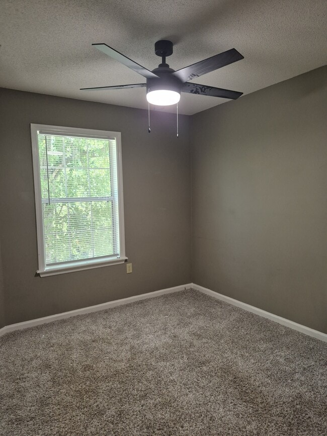 Building Photo - 1778 Almond Tree Pl