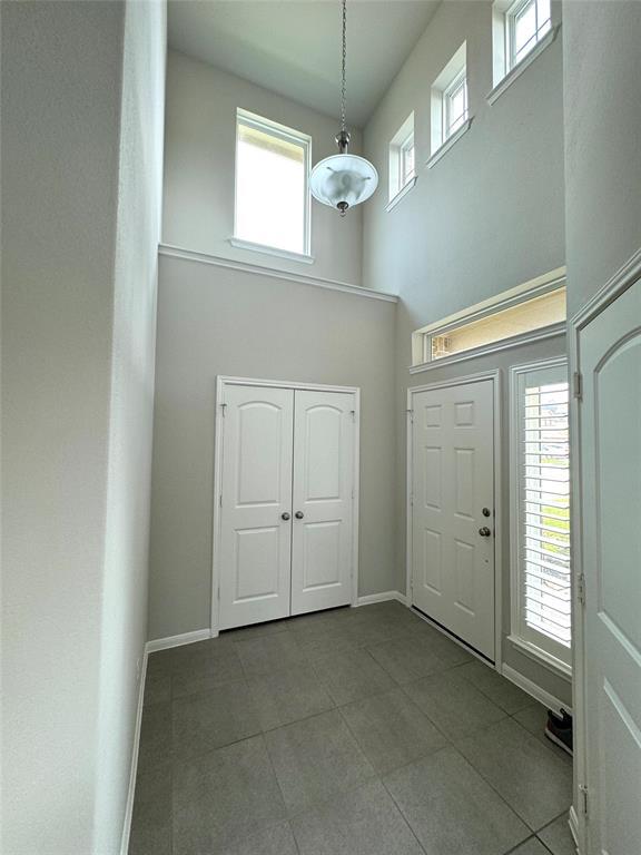 Building Photo - 13847 Evansdale Ln
