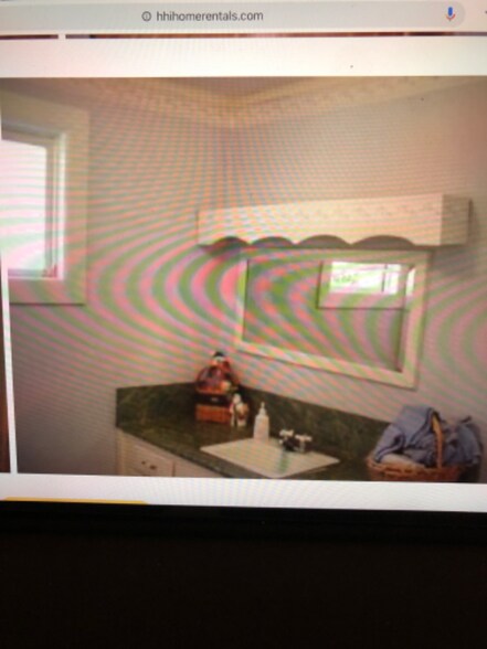 Building Photo - 5221 Green Cove Rd