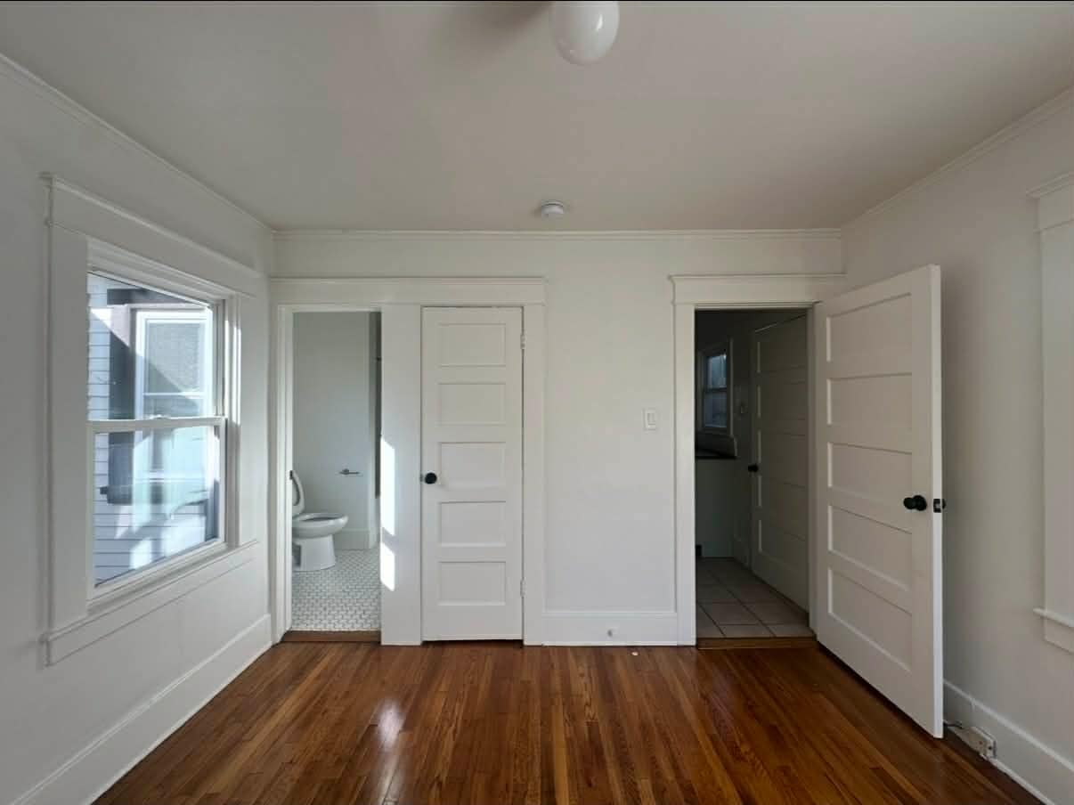 Building Photo - 1218 Myra Ave