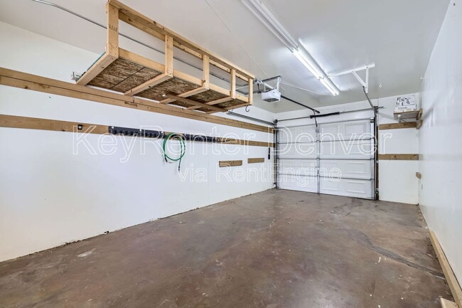 Building Photo - 5870 W 5th Ave