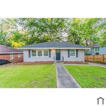 Building Photo - Spring