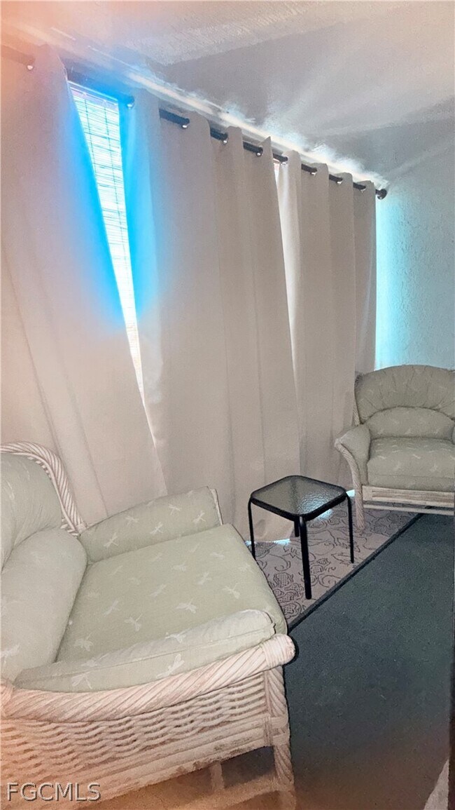 Building Photo - 9540 Green Cypress Ln