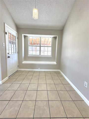 Building Photo - 1248 Regal Dr