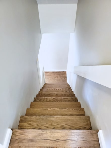 Building Photo - 90 E 8th Ave