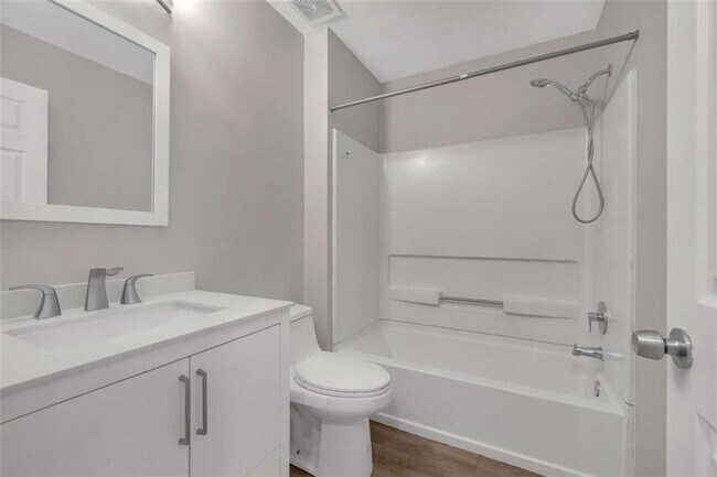 Building Photo - 1948 Detroit Ave NW