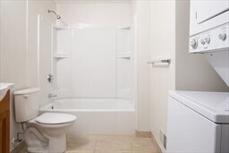 Building Photo - 45 Chelsea St