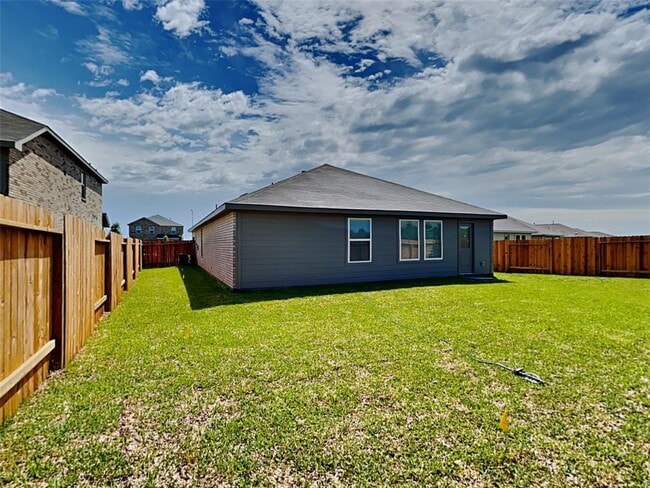 Building Photo - 441 Texas Pecan Dr