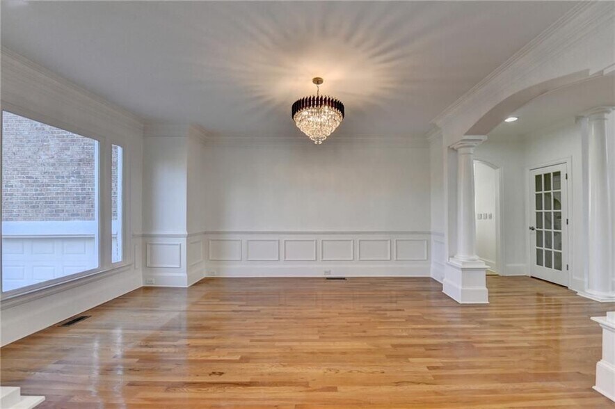 Building Photo - 7970 St Marlo Fairway Dr