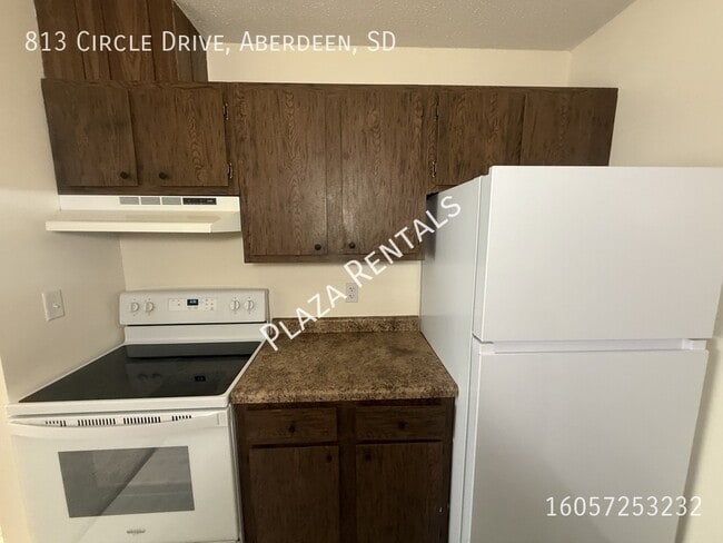 Building Photo - 1108 N 3rd St