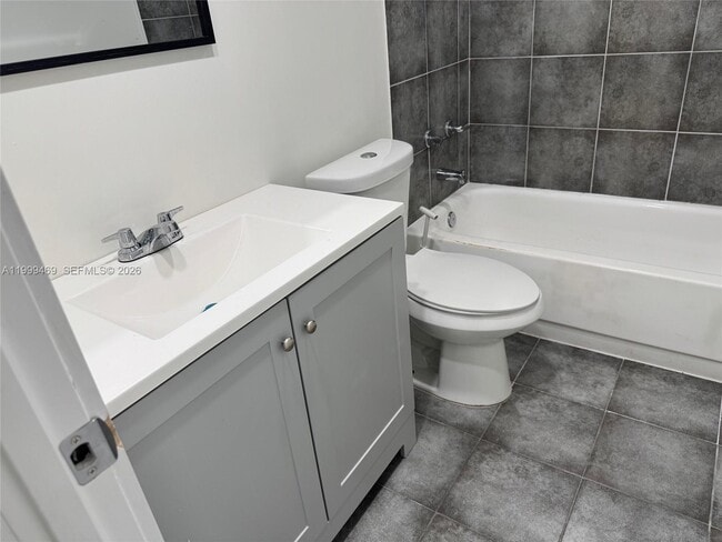 Building Photo - 492 NW 165th St