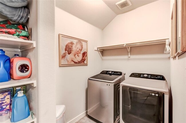 Building Photo - 231 Windswept Wy