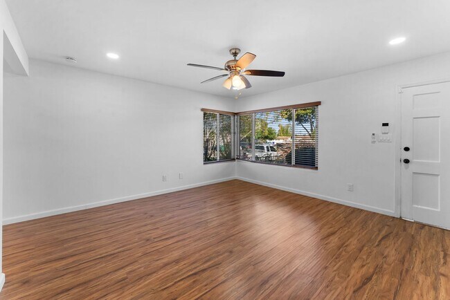 Building Photo - Coconino Apartments