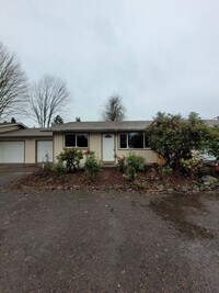 Building Photo - HOO-360-18th