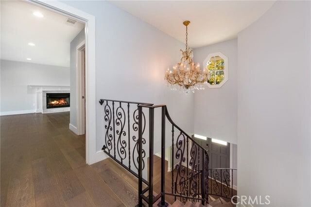 Building Photo - 4752 Del Moreno Dr