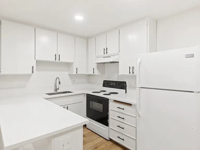 Building Photo - 6358 Rancho Mission Rd