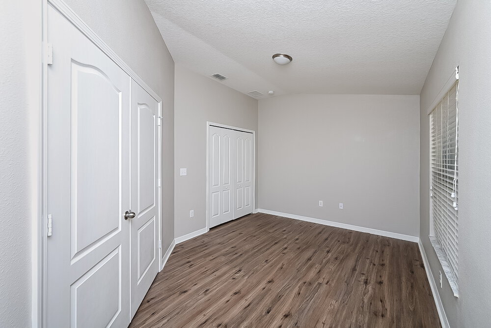 Building Photo - 1037 Seminole Sky Dr