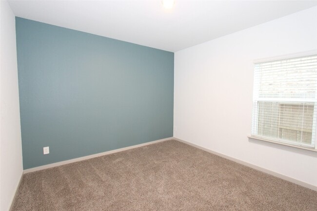 Building Photo - 3570 Joshua Grv Ln