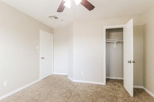 Building Photo - 21606 Gannet Peak Way