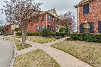 Building Photo - Richardson Townhome